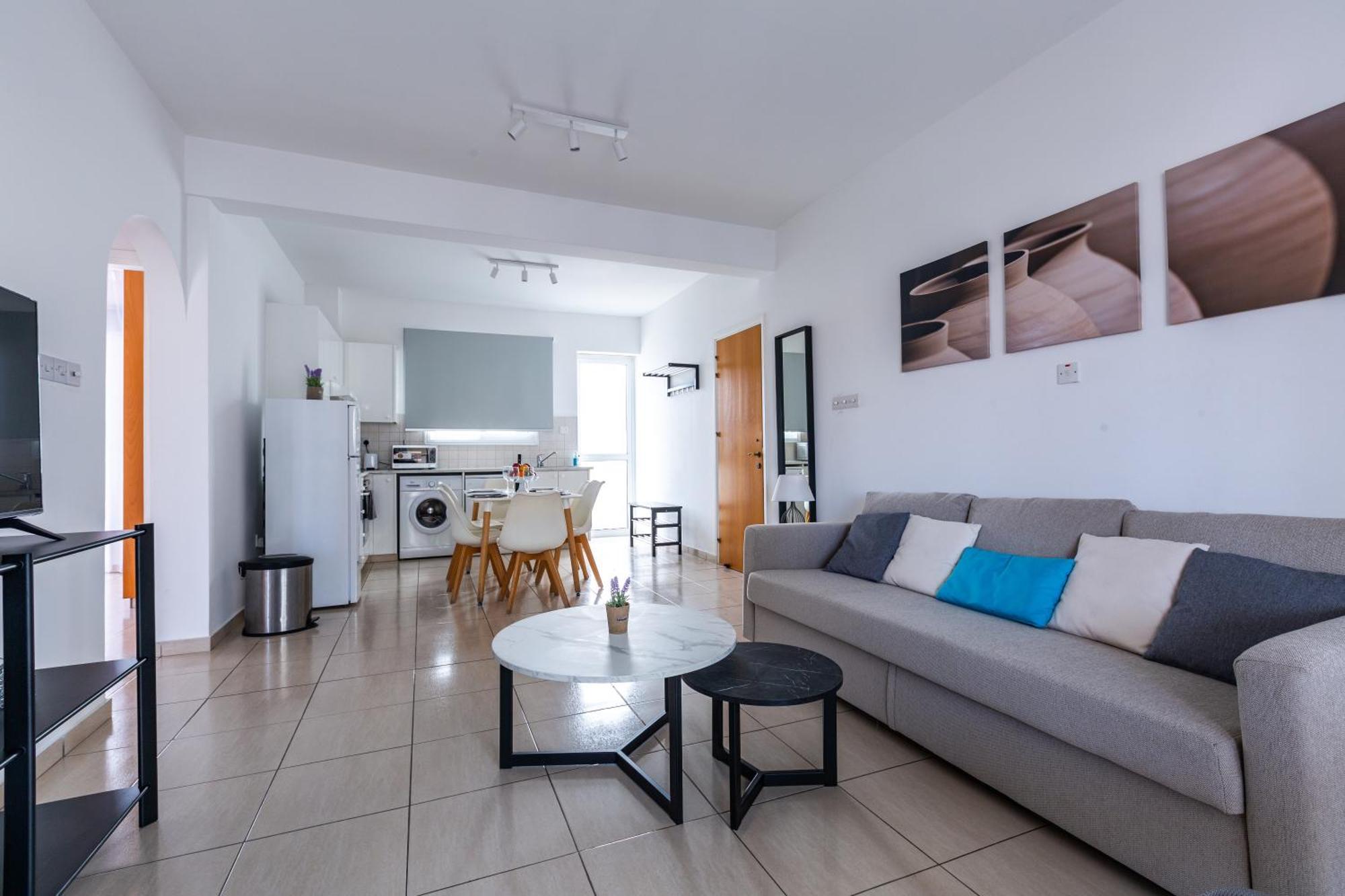 Beautiful 2 Bed Apartment In Paphos Cyprus Екстериор снимка