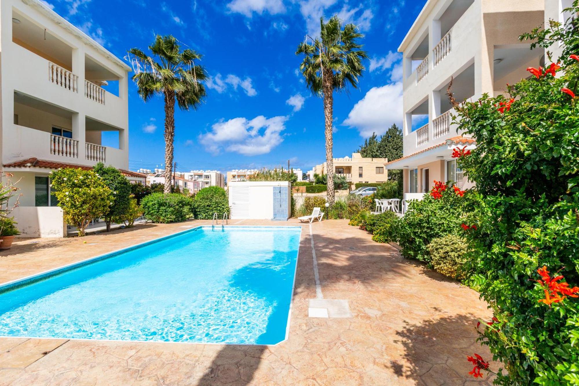 Beautiful 2 Bed Apartment In Paphos Cyprus Екстериор снимка