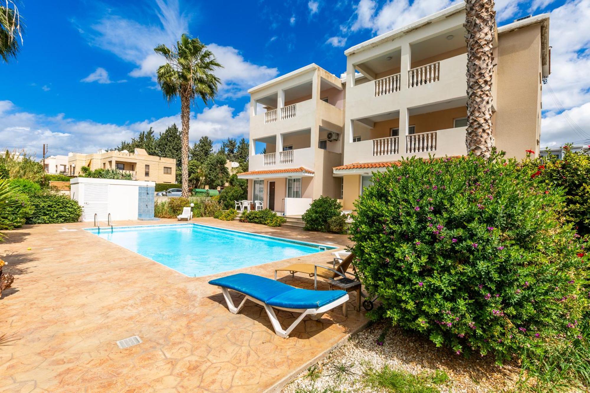 Beautiful 2 Bed Apartment In Paphos Cyprus Екстериор снимка