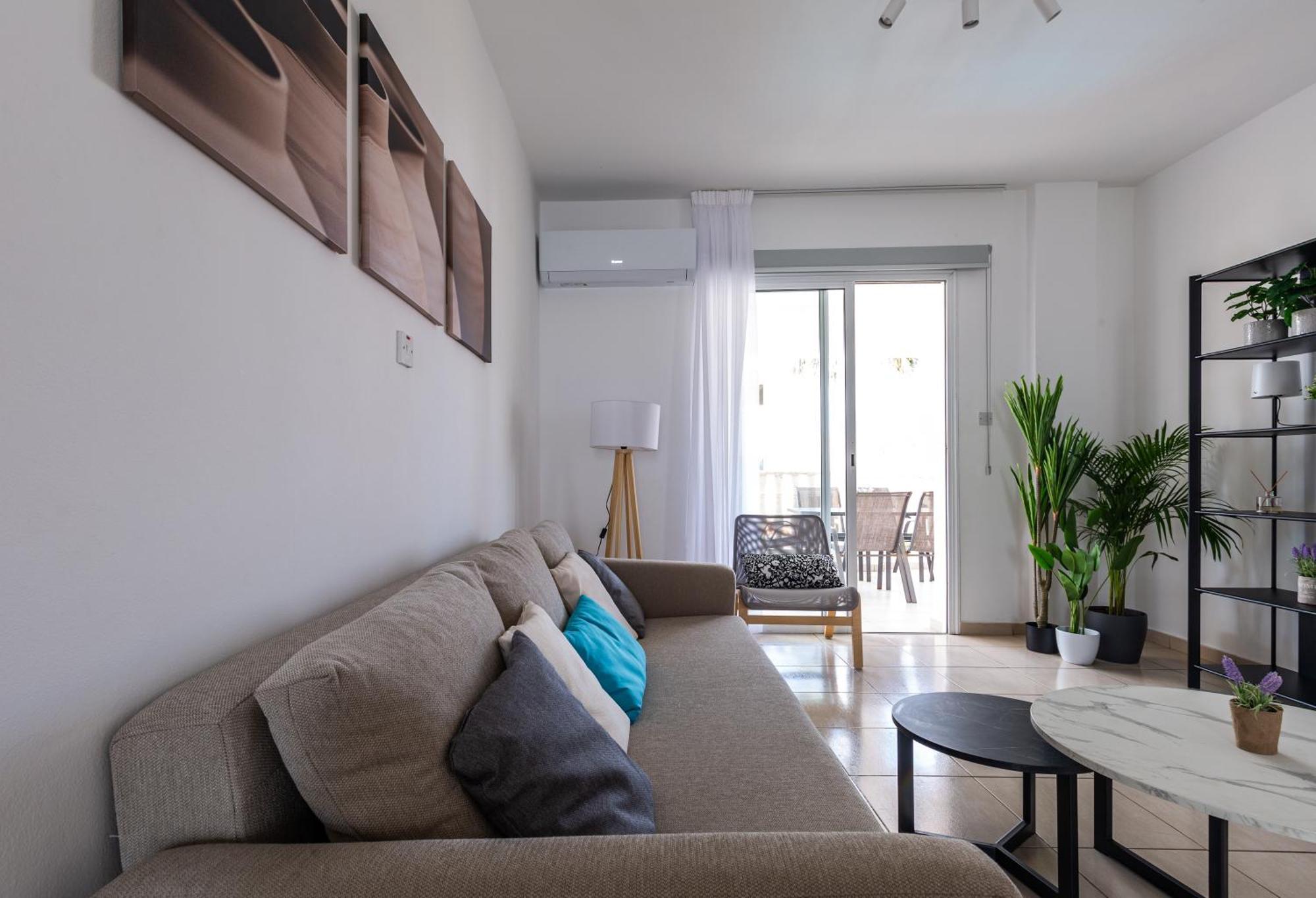 Beautiful 2 Bed Apartment In Paphos Cyprus Екстериор снимка